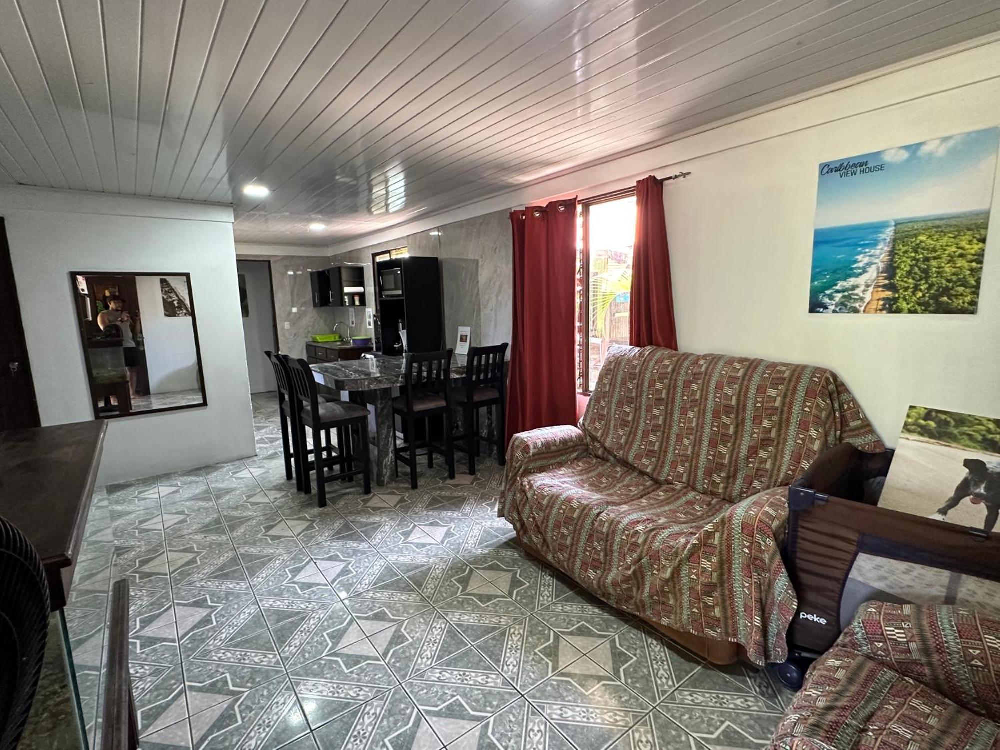Caribbean View House Hotel Tortuguero Exterior photo